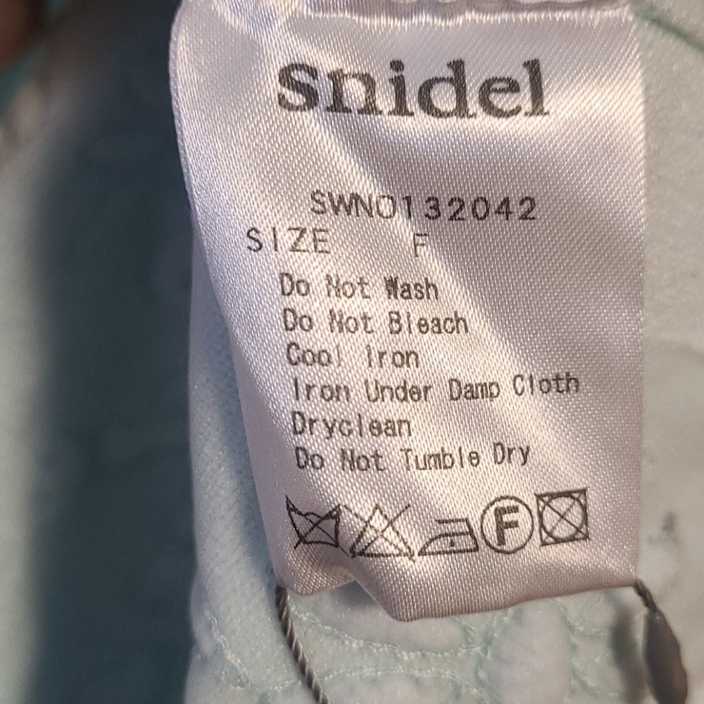 Snidel - Picture 4 of 5